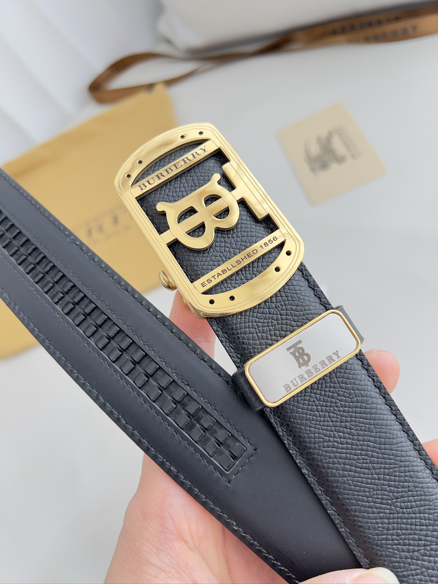 【BURBERRY】(バーバリー) 3.5cmベルト メンズ