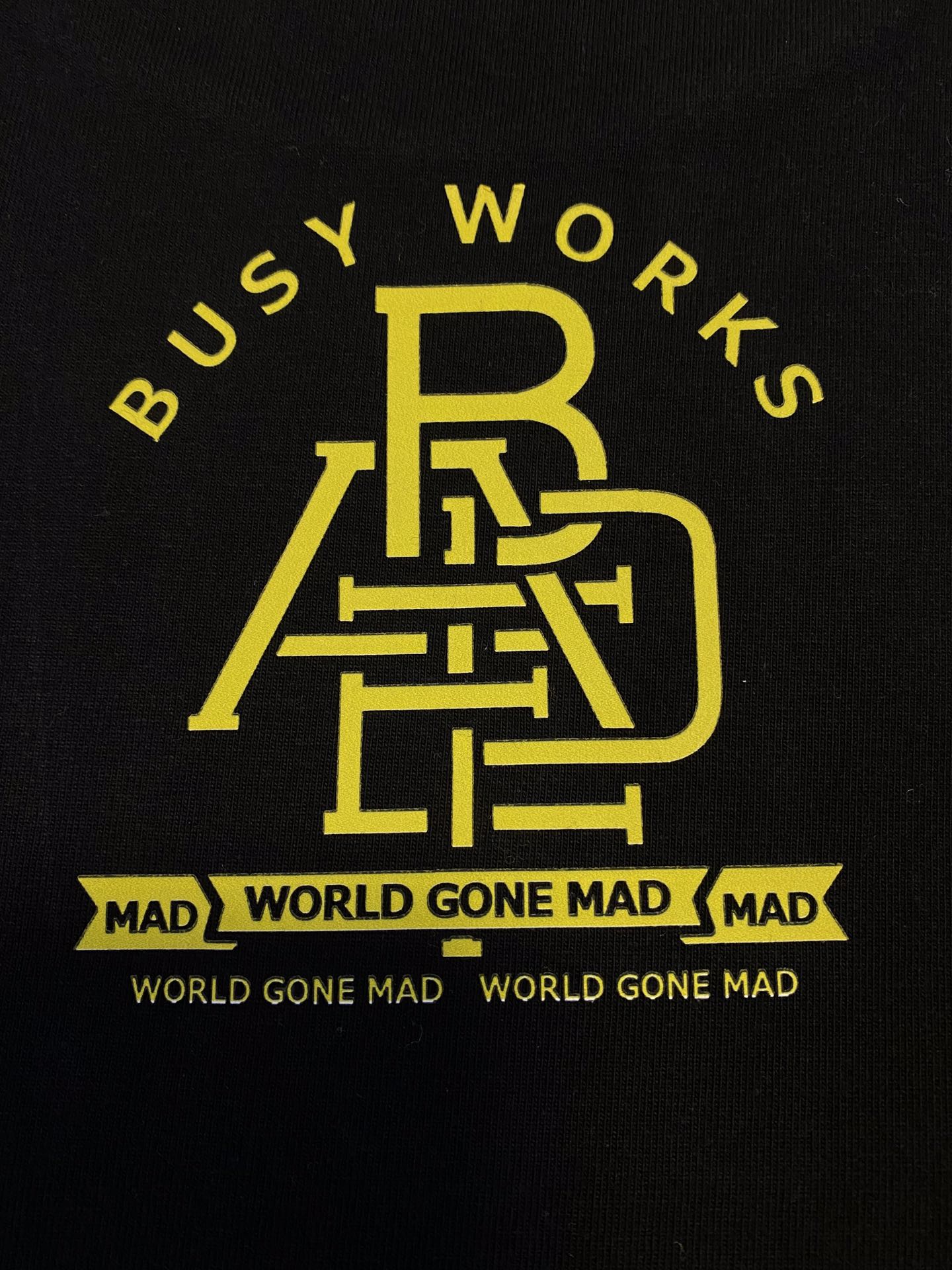 【BAPE  公式旗艦店】Tシャツご好評に付き再入荷！