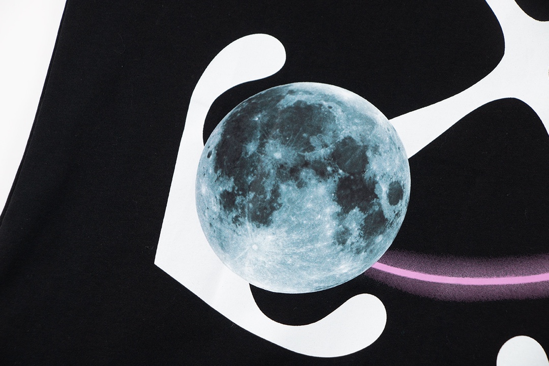 【OFF-WHITE 公式旗艦店】オフホワイト  Tシャツ ご好評に付き再入荷！