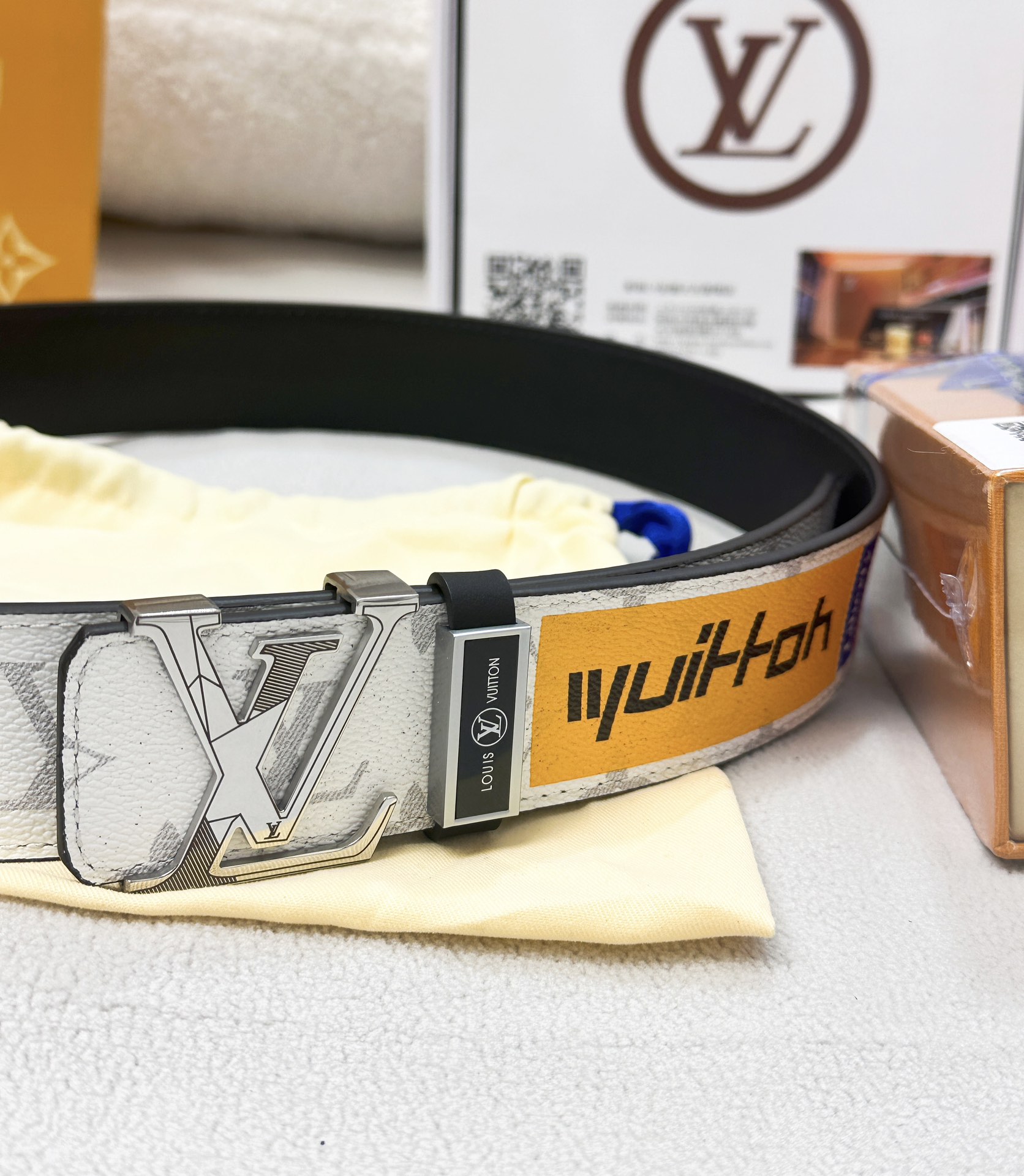 【LOUIS VUITTON】(ルイヴィトン) 3.8cmベルト メンズ  24706