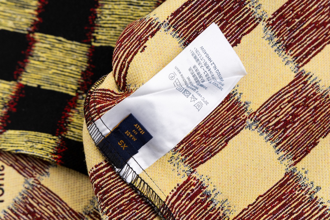 【LOUIS VUITTON  公式旗艦店】ルイヴィトン  半袖シャツ ご好評に付き再入荷！