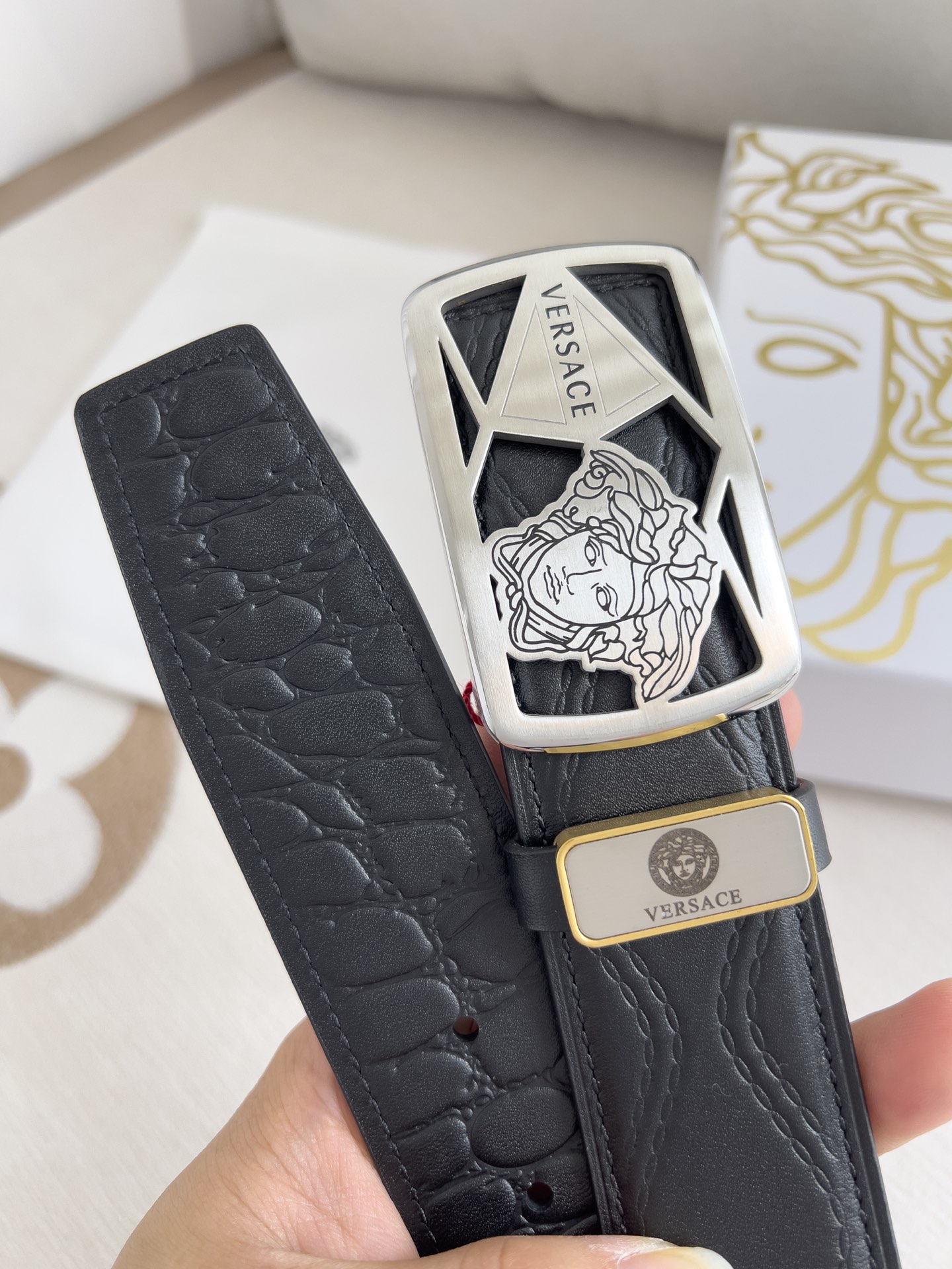 【VERSACE】(ヴェルサーチ) 3.8cmベルト メンズ