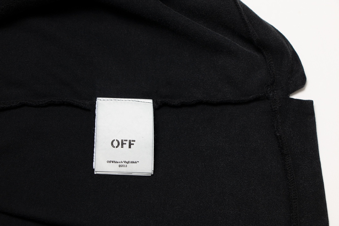 【OFF-WHITE 公式旗艦店】オフホワイト  Tシャツ ご好評に付き再入荷！