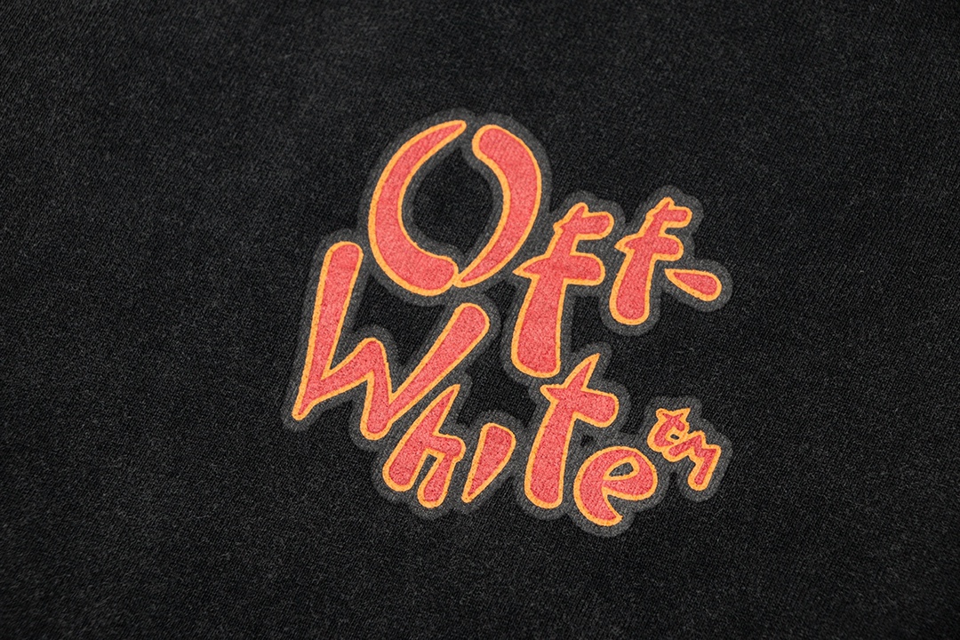 【OFF-WHITE 公式旗艦店】オフホワイト  Tシャツ ご好評に付き再入荷！