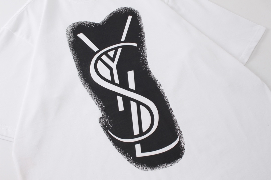 【YSL SAINT LAURENT 公式旗艦店】サンローラン Tシャツ ご好評に付き再入荷！