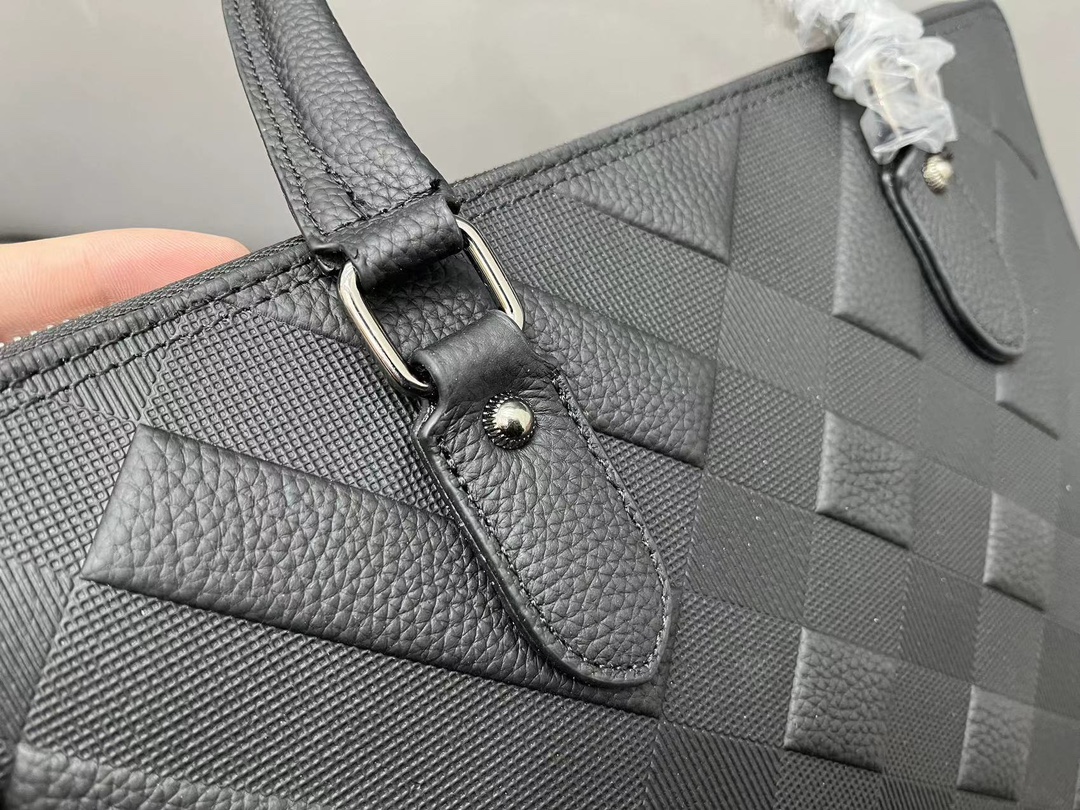 【BURBERRY 公式旗艦店】バーバリー  ハンドバッグ  当日出荷 好評に付き再入荷！38*27CM