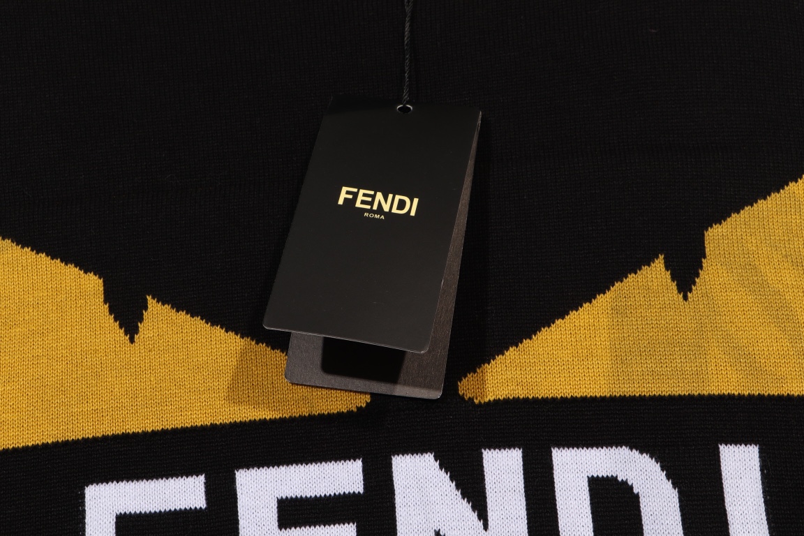 【FENDI 公式旗艦店】フェンディ  Tシャツ ご好評に付き再入荷！