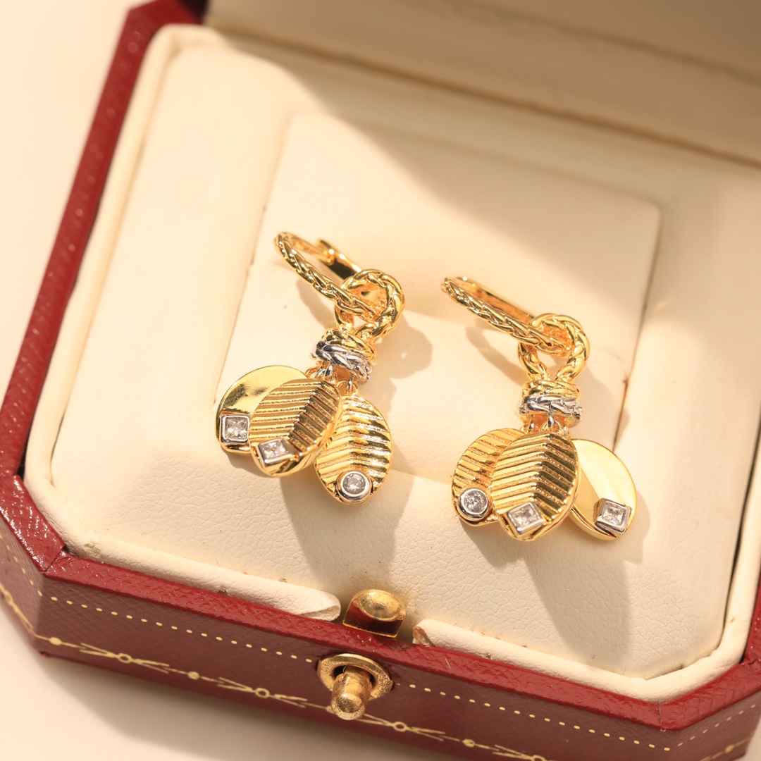 【CARTIER】 カルティエ   ファッションスタイルのイヤリング