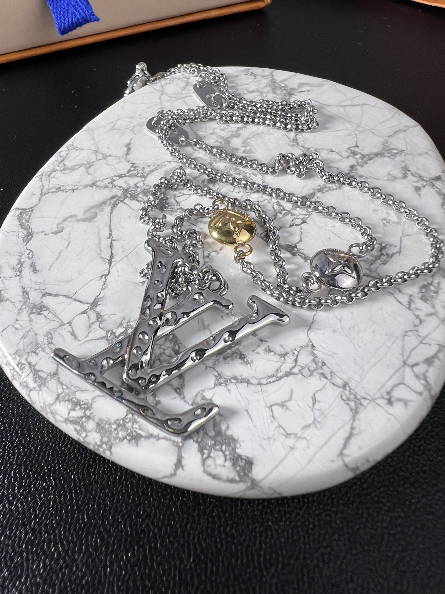 【LOUIS VUITTON】ネックレス、新しいネックレス万能シンプルファッションオーナメント