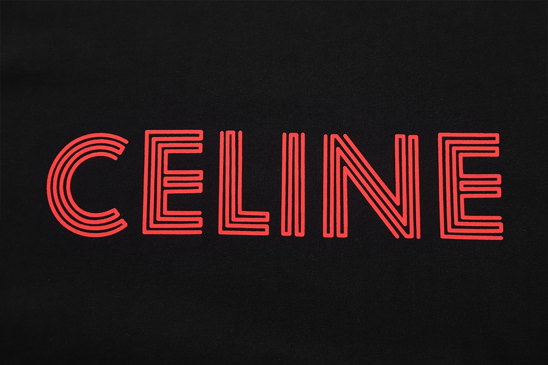 【CELINE  公式旗艦店】セリーヌ  Tシャツ ご好評に付き再入荷！