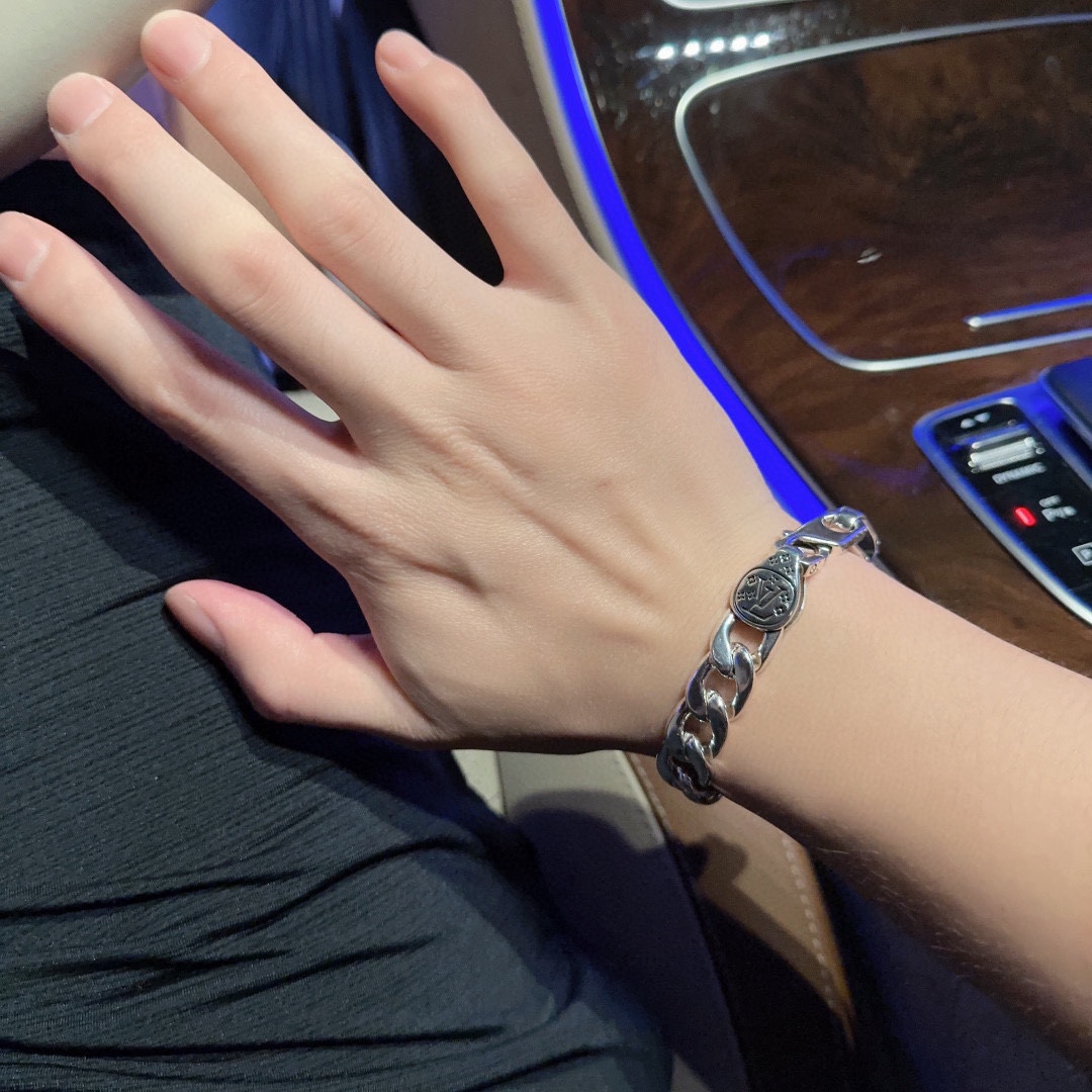 【LOUIS VUITTON】ブレスレット、ファッションシンプルなスタイル