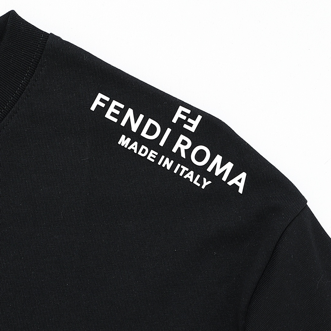 【FENDI 公式旗艦店】フェンディ   Tシャツ ご好評に付き再入荷！