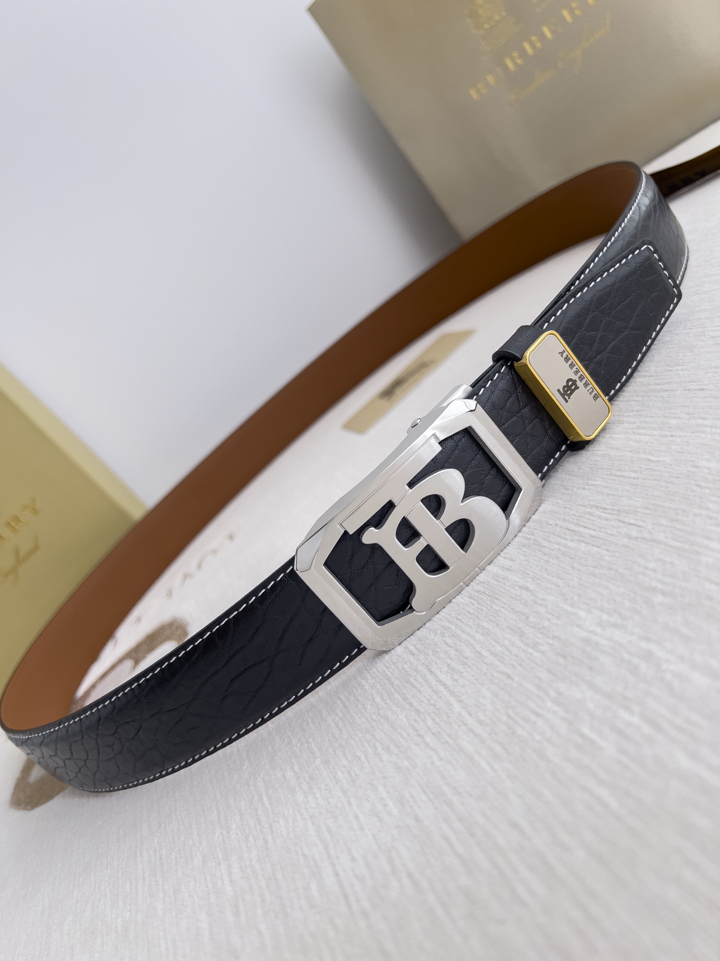 【BURBERRY】(バーバリー) 3.5cmベルト メンズ
