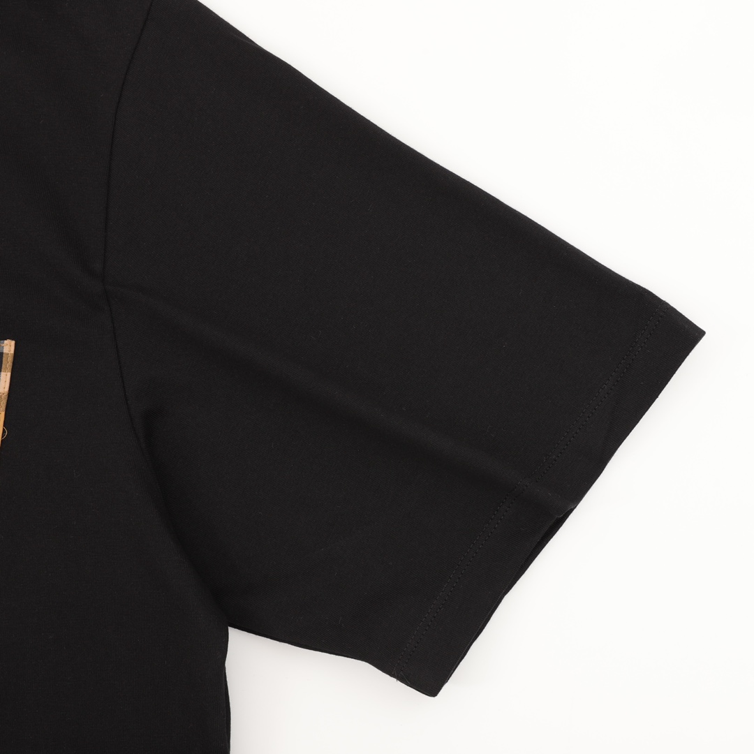 【BURBERRY  公式旗艦店】バーバリー Tシャツ ご好評に付き再入荷！