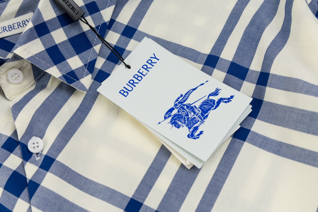 【BURBERRY  公式旗艦店】バーバリー  シャツ ご好評に付き再入荷！