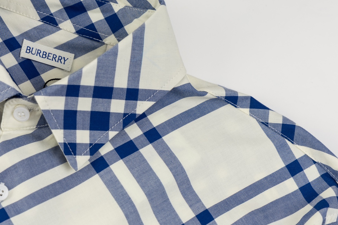 【BURBERRY  公式旗艦店】バーバリー  シャツ ご好評に付き再入荷！