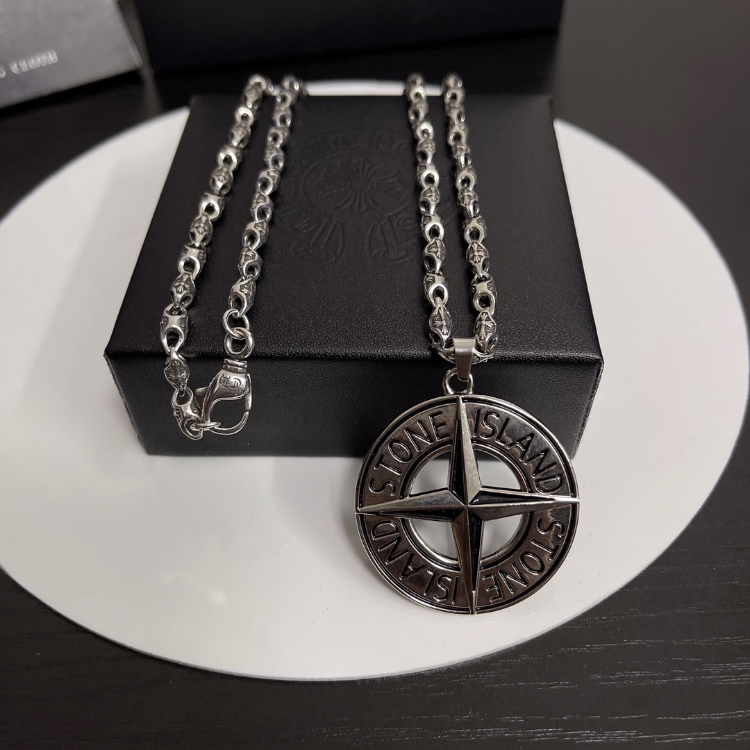 【CHROME HEARTS】クロムハーツ、新しいネックレス万能シンプルファッションオーナメント 2471