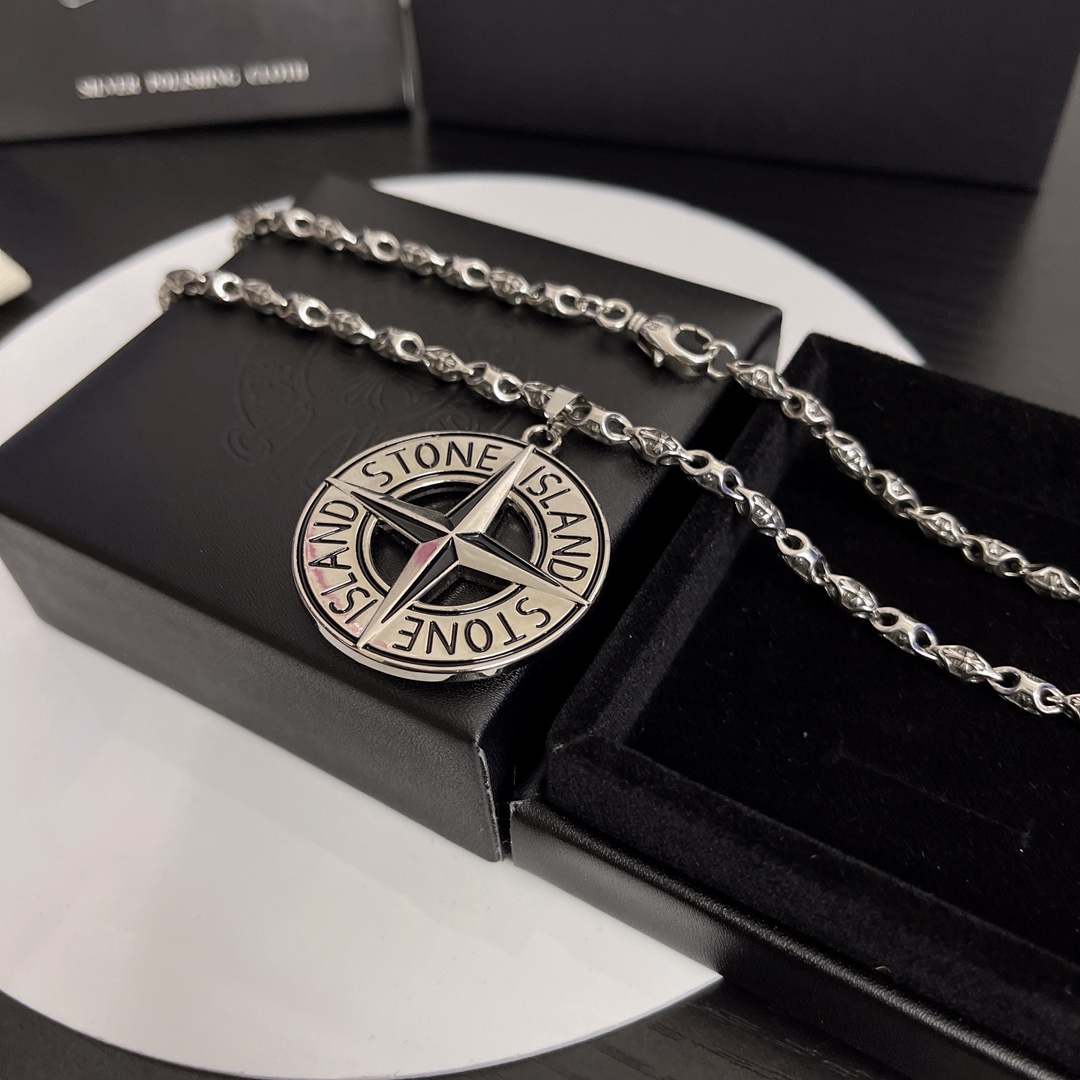 【CHROME HEARTS】クロムハーツ、新しいネックレス万能シンプルファッションオーナメント 2471