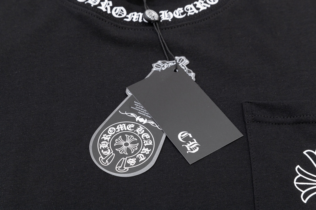 【CHROME HEARTS  公式旗艦店】クロムハーツ    Tシャツご好評に付き再入荷！