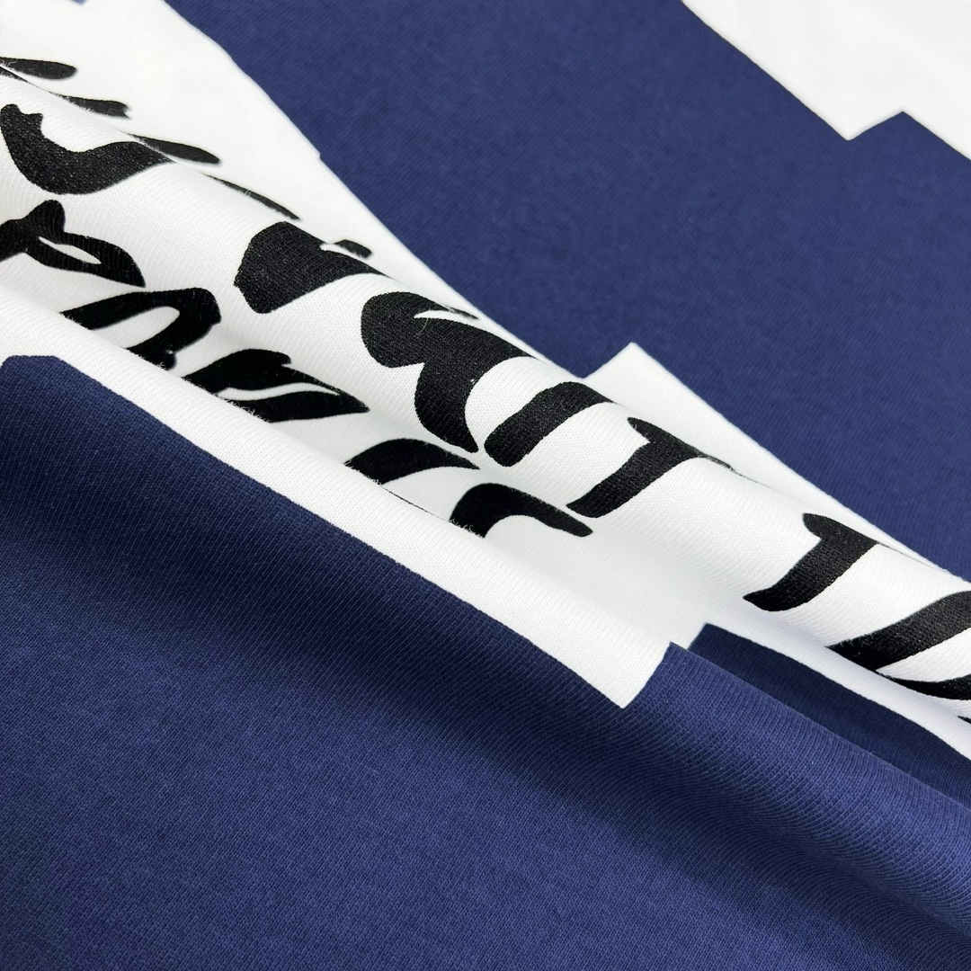 【LOUIS VUITTON 公式旗艦店】ルイヴィトン  Tシャツ   ご好評に付き再入荷！