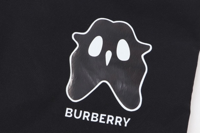 【BURBERRY  公式旗艦店】ショートパンツご好評に付き再入荷！