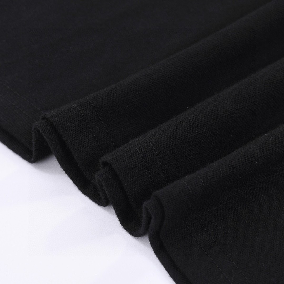 【LOEWE 公式旗艦店】ロエベ  Tシャツ ご好評に付き再入荷 24629