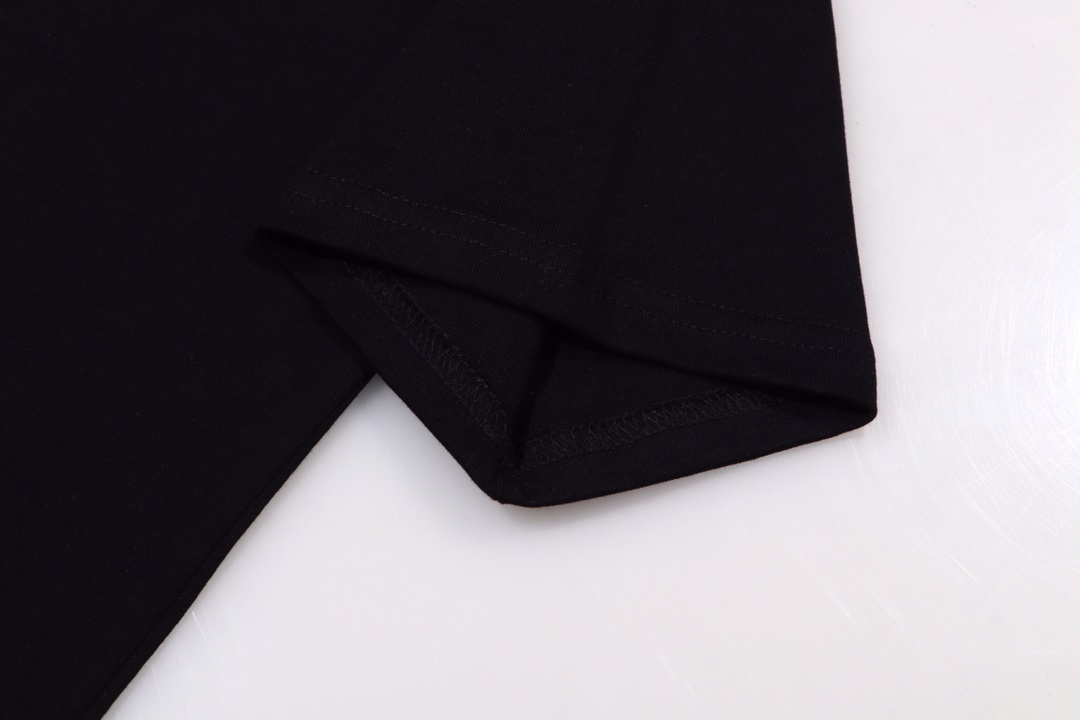 【CHROME HEARTS公式旗艦店】クロムハーツ  Tシャツ ご好評に付き再入荷！