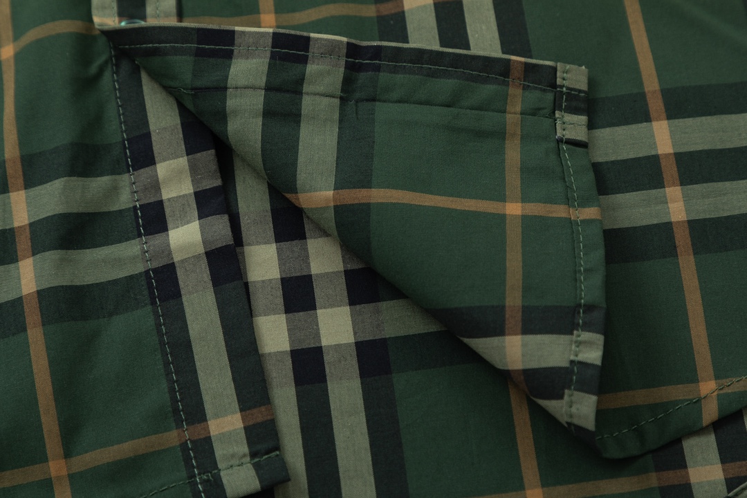 【BURBERRY  公式旗艦店】バーバリー シャツ ご好評に付き再入荷！