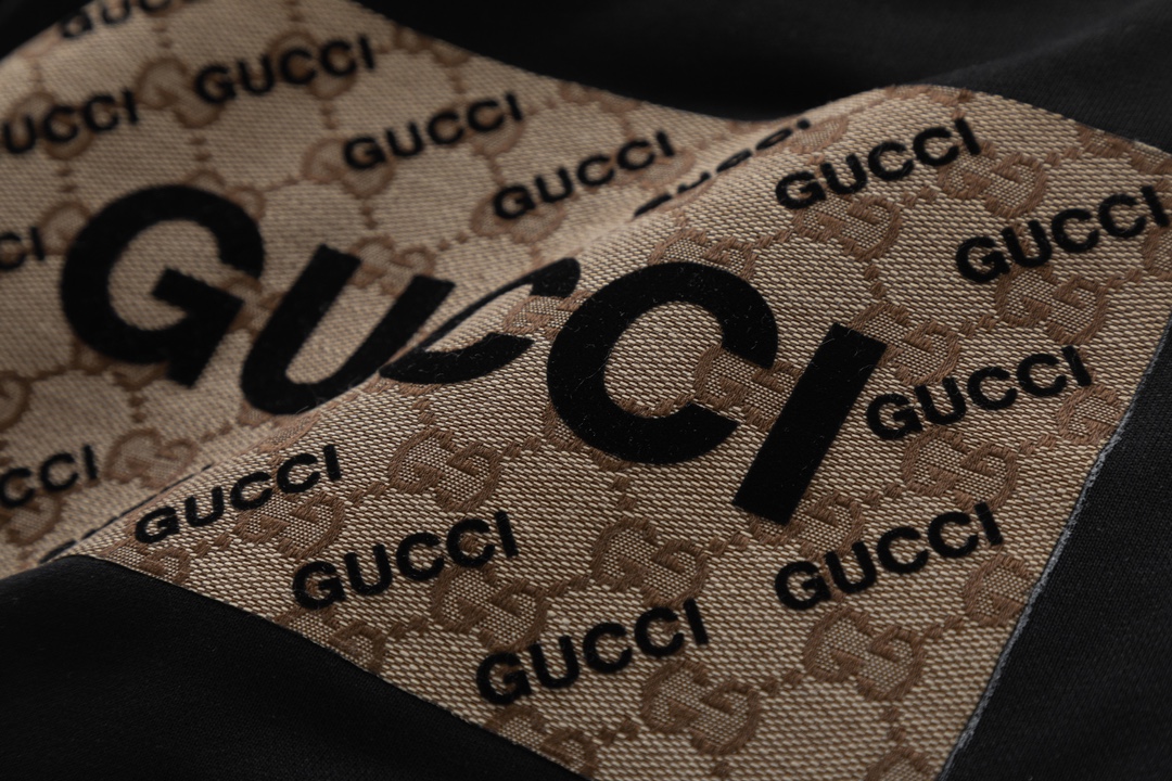 【GUCCI 公式旗艦店】グッチ  ショートパンツご好評に付き再入荷！