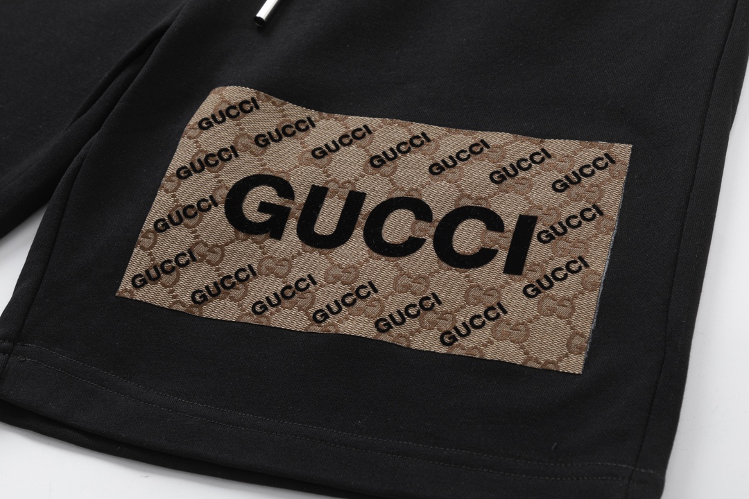 【GUCCI 公式旗艦店】グッチ  ショートパンツご好評に付き再入荷！