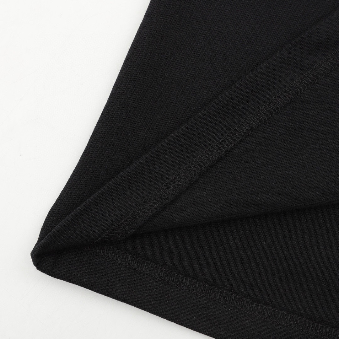 【CHANEL 公式旗艦店】シャネル  Tシャツ ご好評に付き再入荷！