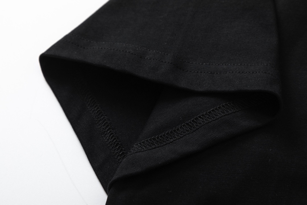 【CHANEL 公式旗艦店】シャネル  Tシャツ ご好評に付き再入荷！