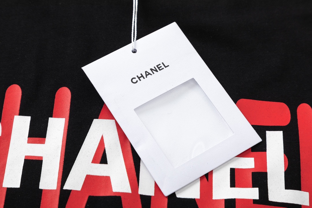 【CHANEL 公式旗艦店】シャネル  Tシャツ ご好評に付き再入荷！