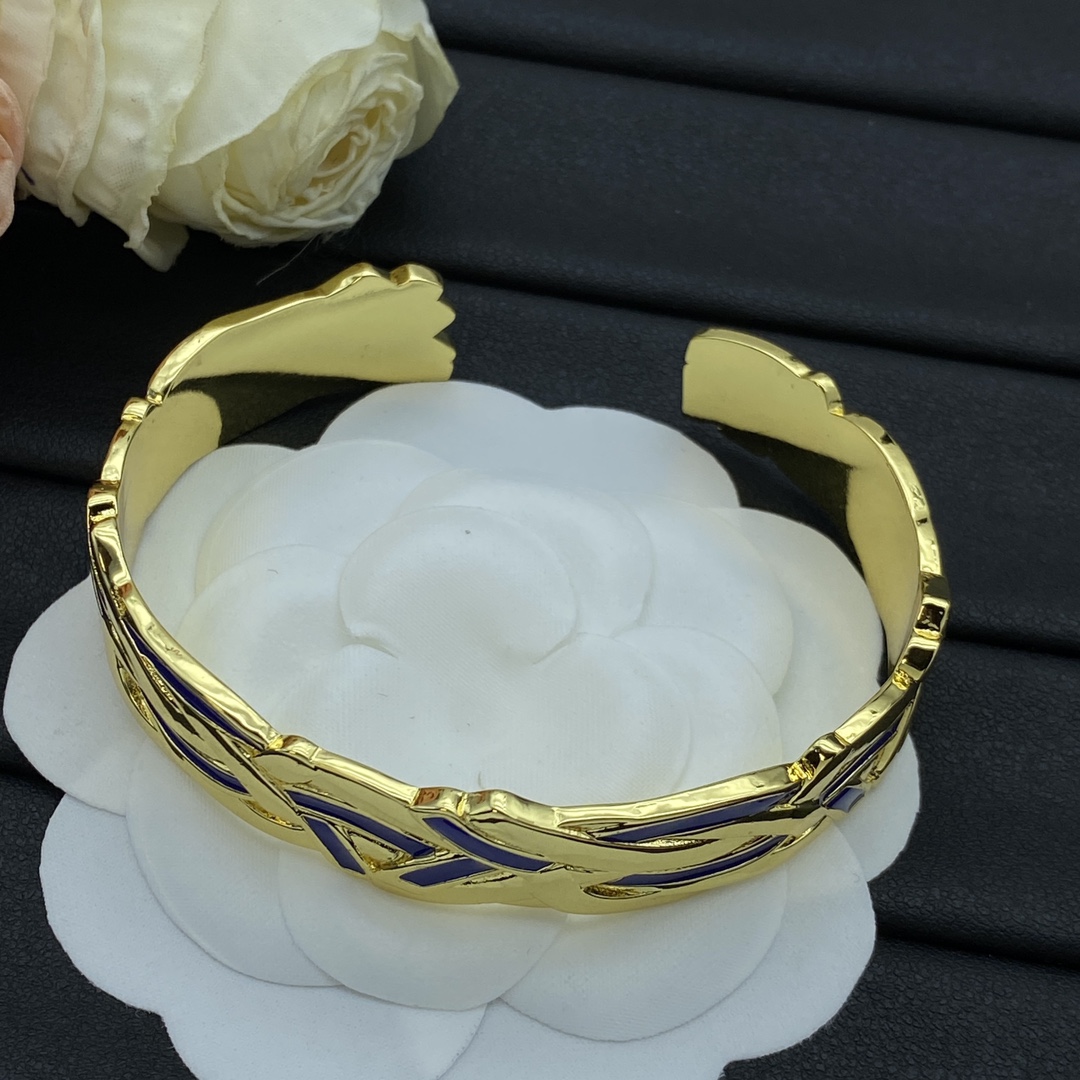 【LOEWE】ブレスレット、ファッションシンプルなスタイル 2474