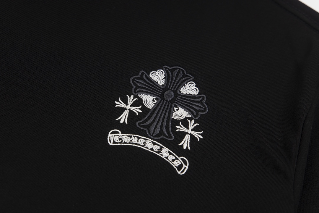 【CHROME HEARTS公式旗艦店】クロムハーツ  Tシャツ ご好評に付き再入荷！