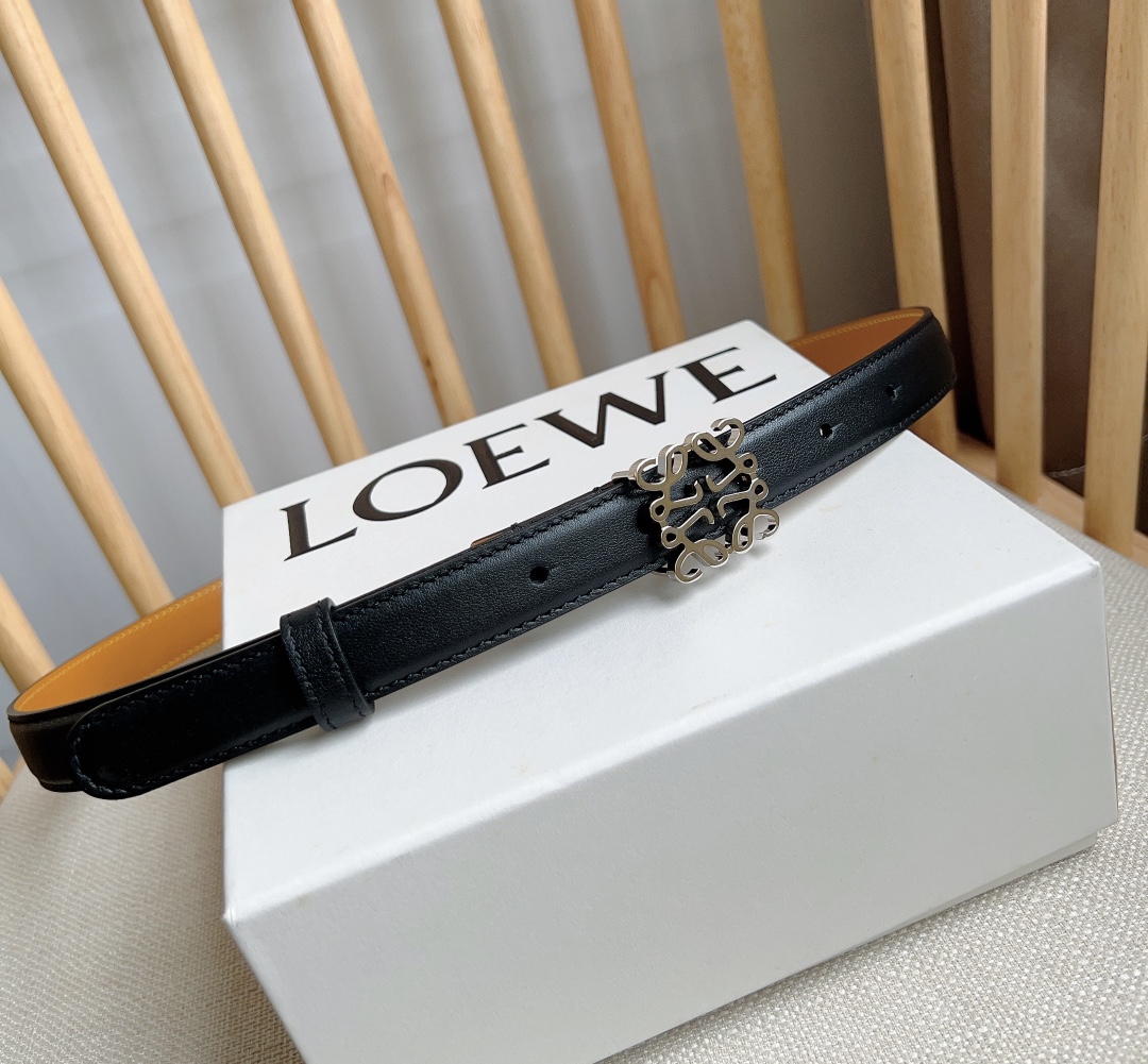 【LOEWE】(ロエベ)2cmベルト メンズ