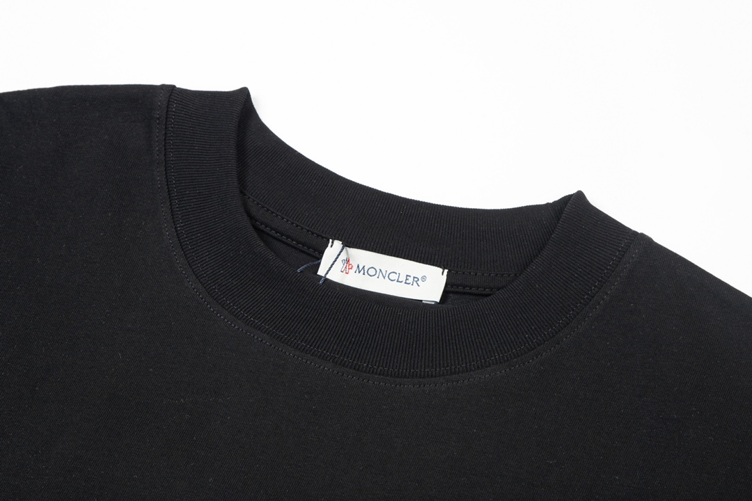 【MONCLER  公式旗艦店】モンクレール   Tシャツご好評に付き再入荷！