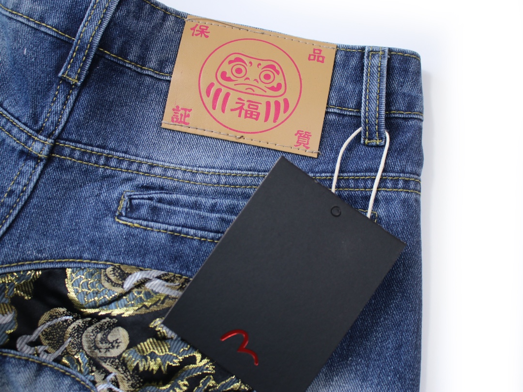 【EVISU  公式旗艦店】エヴィス ショートパンツ  ご好評に付き再入荷！