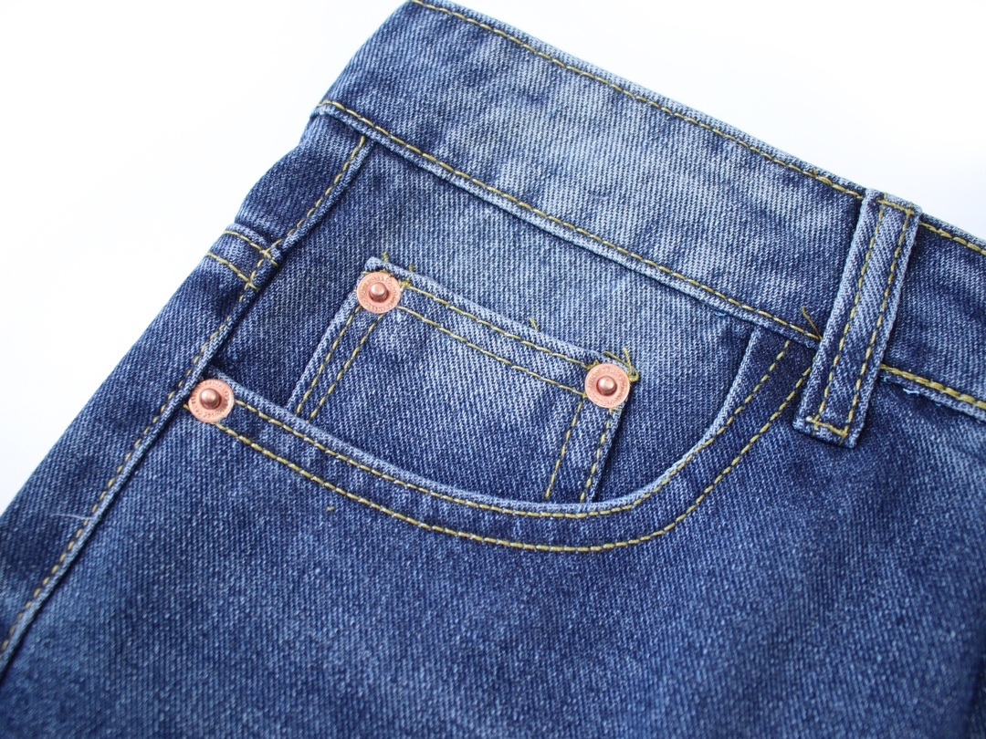 【EVISU  公式旗艦店】エヴィス ショートパンツ  ご好評に付き再入荷！