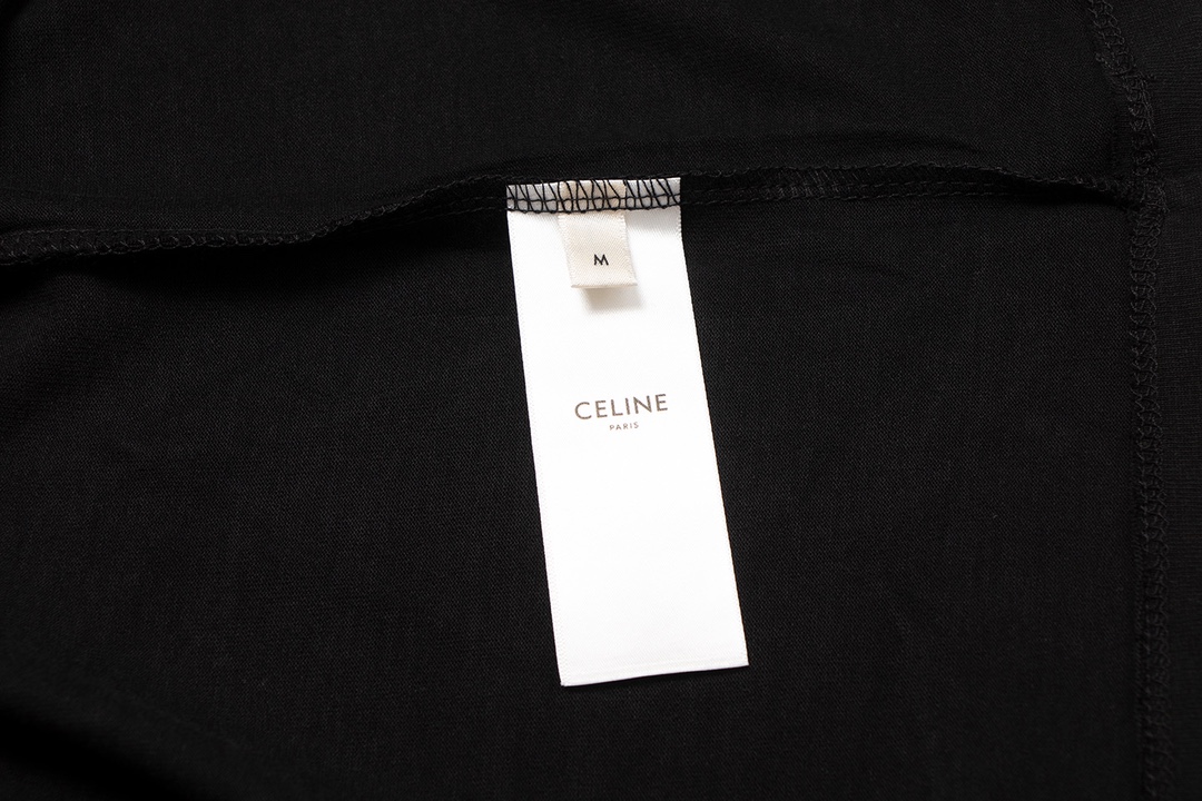 【CELINE  公式旗艦店】セリーヌ  Tシャツ ご好評に付き再入荷！