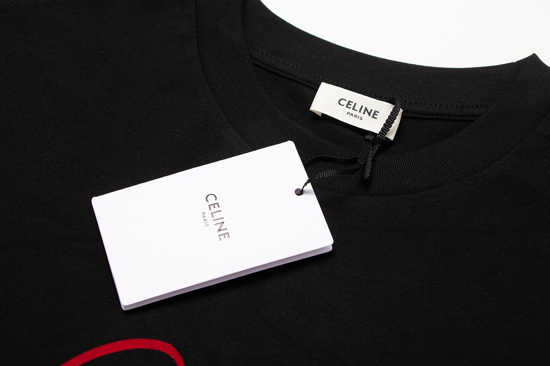 【CELINE  公式旗艦店】セリーヌ  Tシャツ ご好評に付き再入荷！