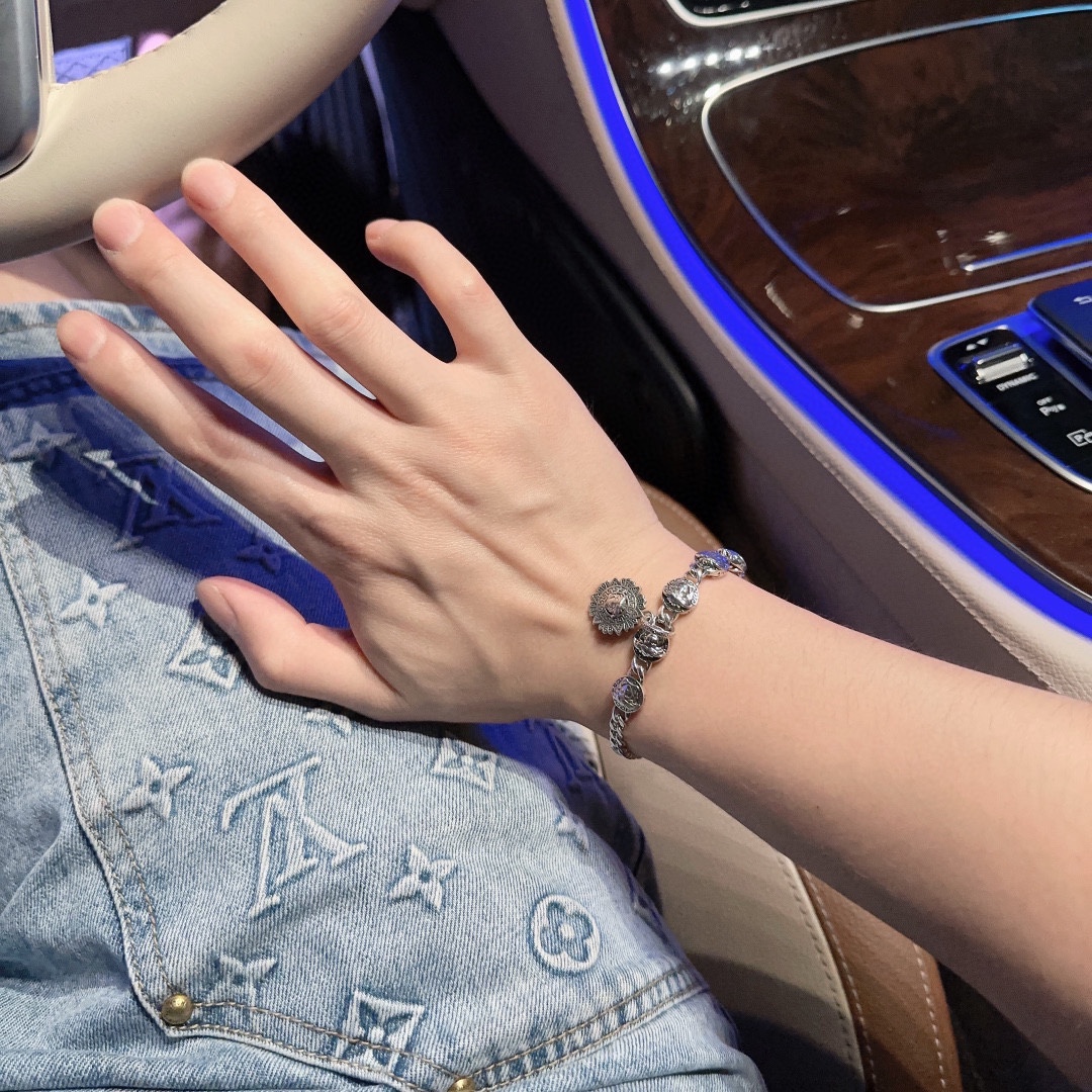 【VERSACE】ブレスレット、ファッションシンプルなスタイル 2474