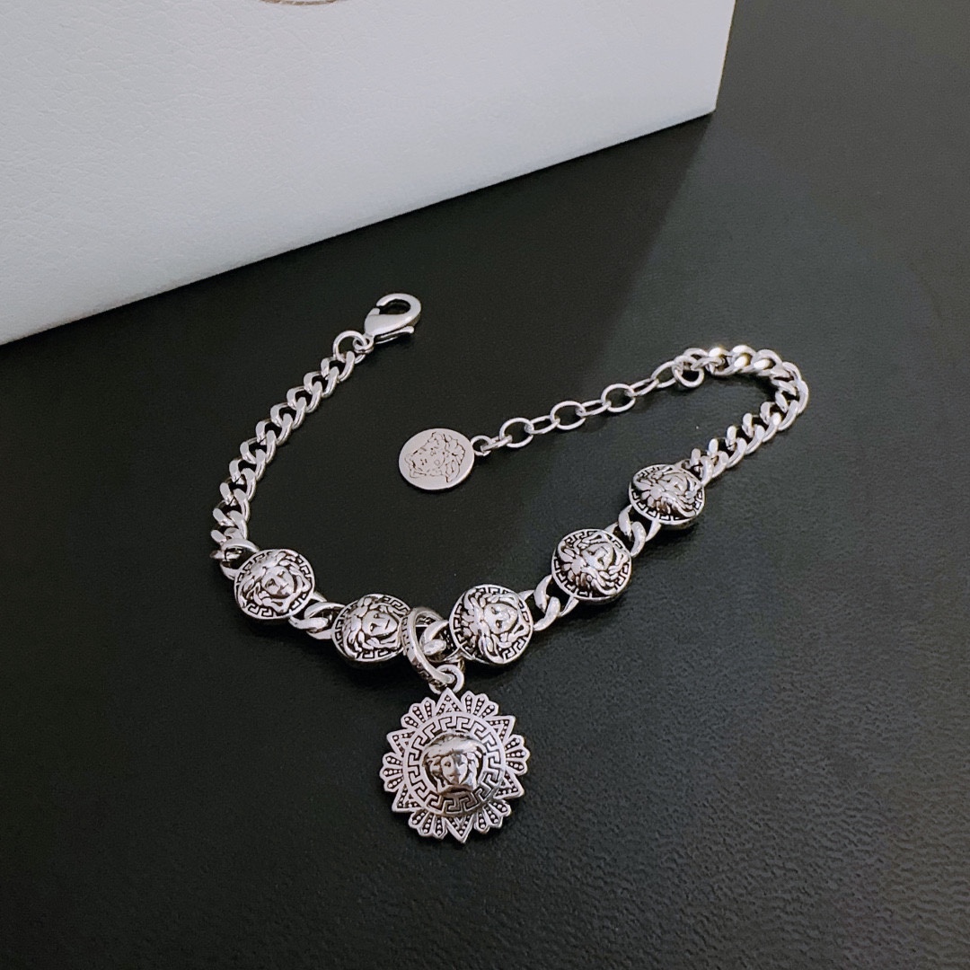 【VERSACE】ブレスレット、ファッションシンプルなスタイル 2474