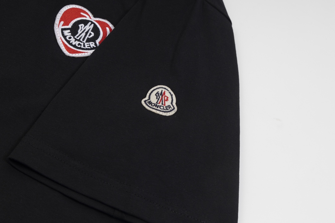 【MONCLER  公式旗艦店】モンクレール   Tシャツご好評に付き再入荷！
