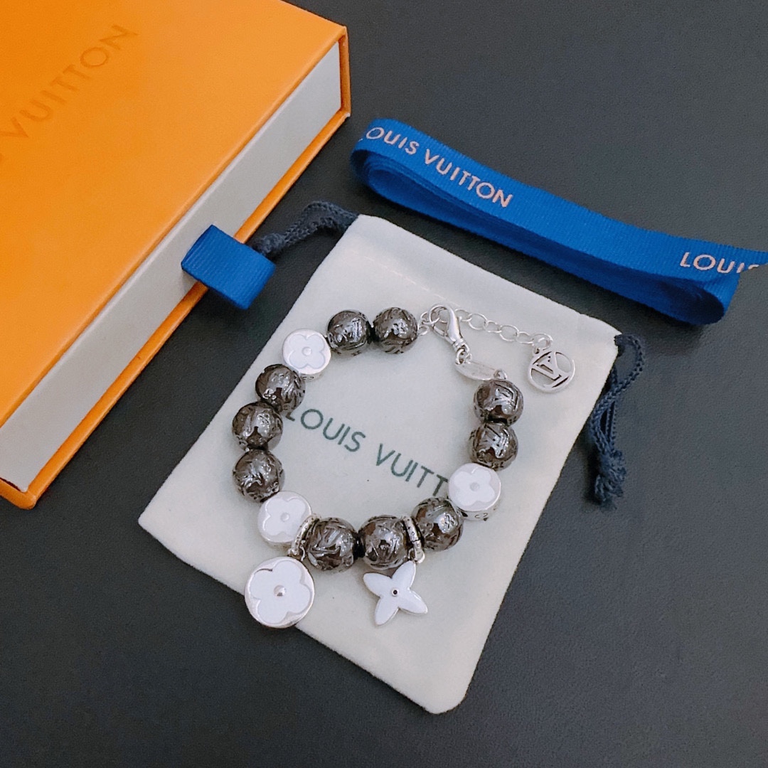 【 LOUIS VUITTON】ブレスレット、ファッションシンプルなスタイル 2472