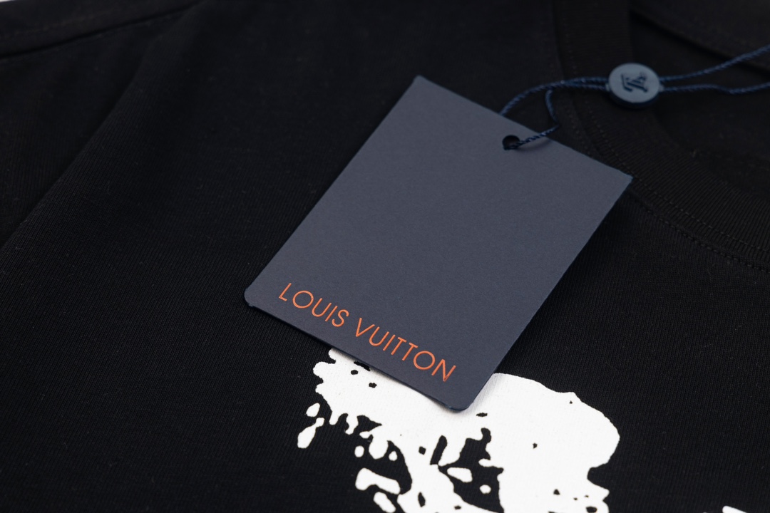 【LOUIS VUITTON  公式旗艦店】ルイヴィトン  Tシャツ ご好評に付き再入荷 240624