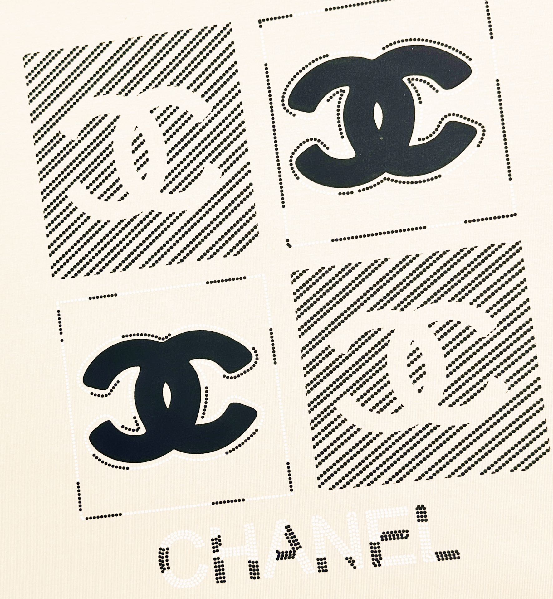 【CHANEL 公式旗艦店】シャネル  Tシャツ ご好評に付き再入荷！