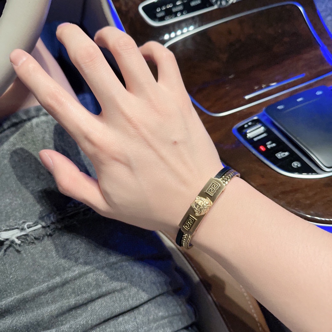 【VERSACE】ブレスレット、ファッションシンプルなスタイル 2474