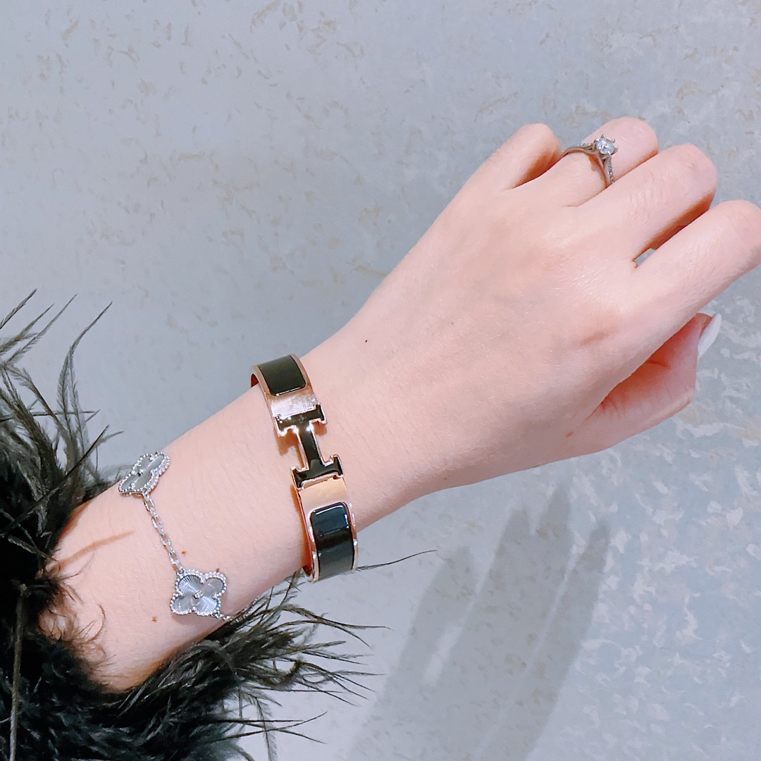 【HERMES】ブレスレット、ファッションシンプルなスタイル