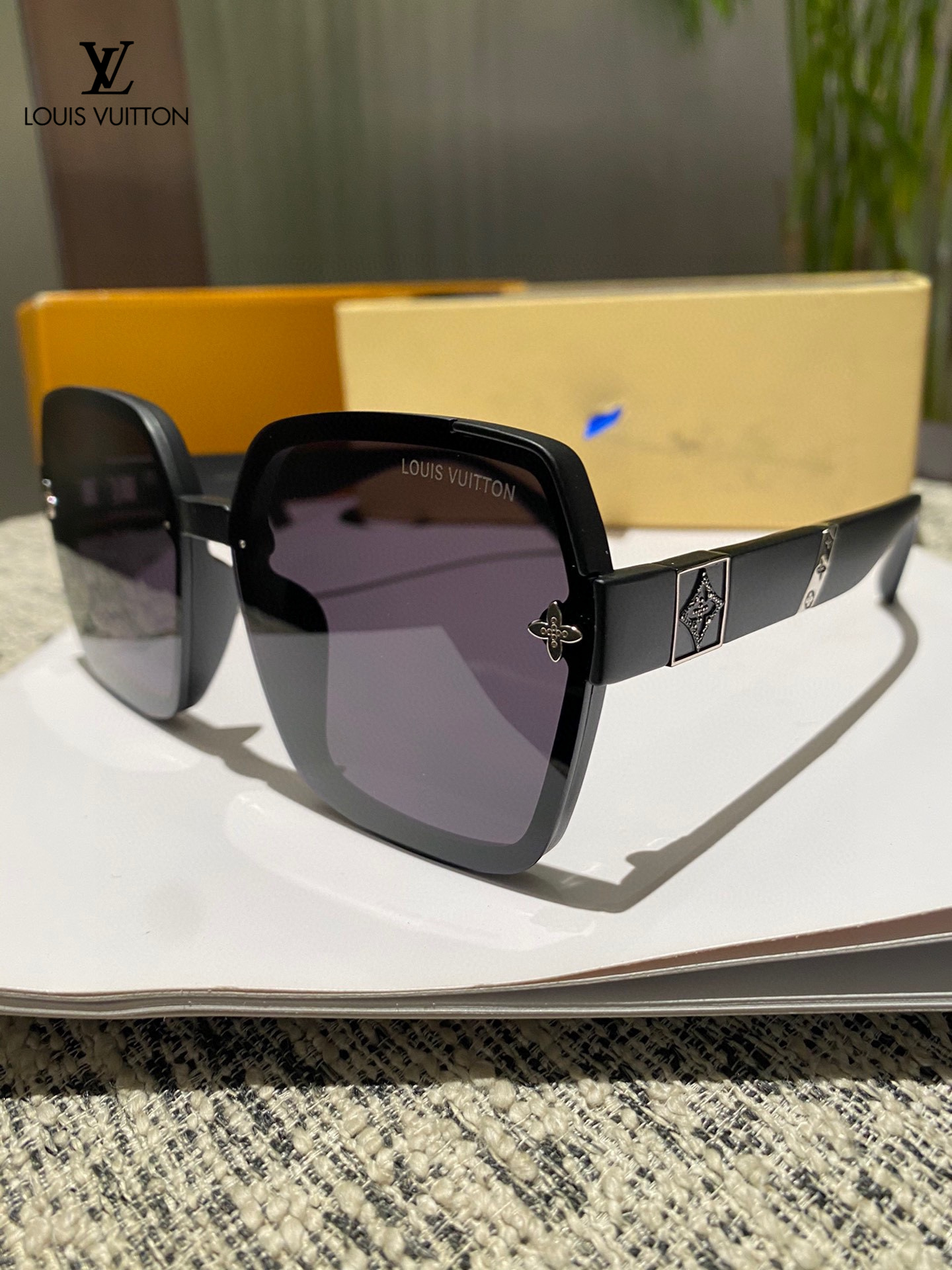 LOUIS VUITTON(ルイヴィトン) サングラス